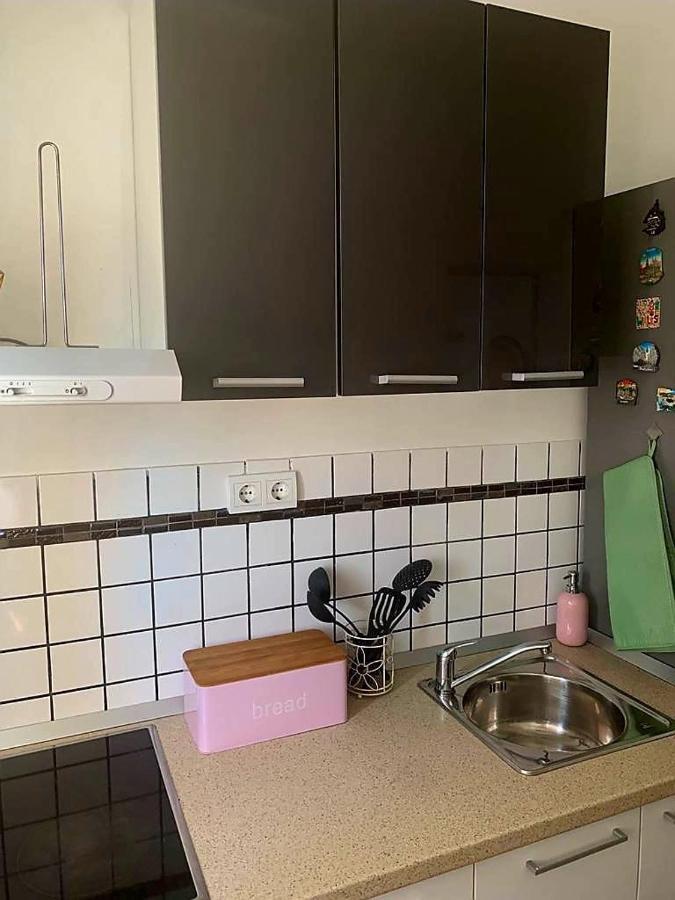Studio Apartmant Leona With Parking Place Split Eksteriør bilde