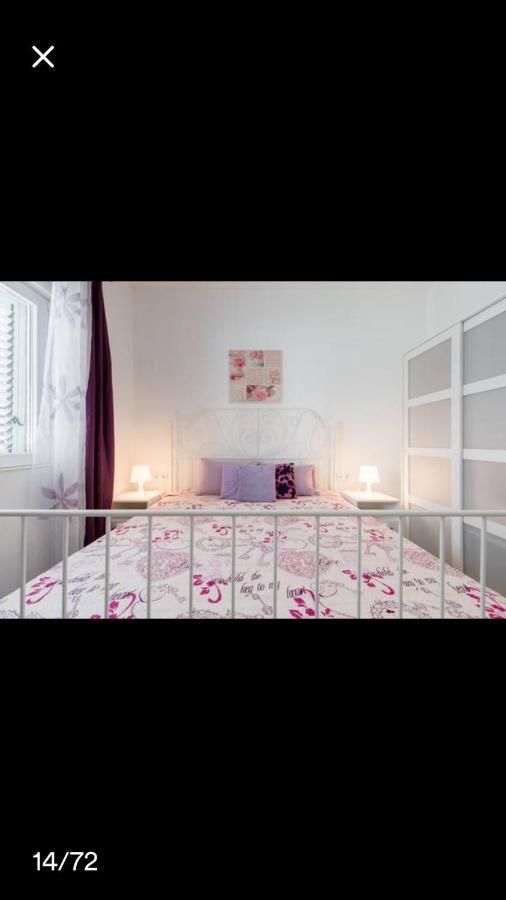 Studio Apartmant Leona With Parking Place Split Eksteriør bilde